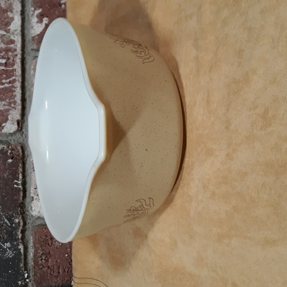 Pyrex Vintage Forest Fancies Mushroom Casserole Dish - Picture 4 of 12